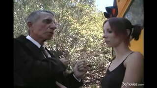 очаровательная жана предприимчивая Кыз анал, минет