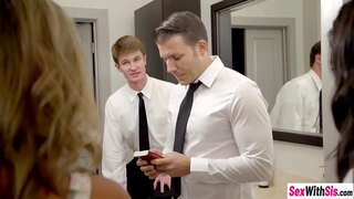 ���ඩ් යෞවන Ms Faris සහ විට්නි රයිට් භුක්ති දැඩි මතධාරී threesom ලිංගික පසු ඔවුන් සින්දුව ඩික්