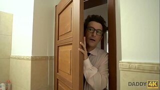 DADDY4K. පරීක්ෂණ නූතන විරිත්