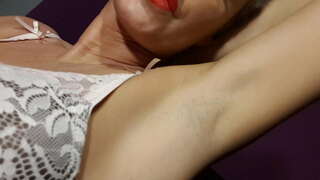 ���ျက်နှင့်အနံ့ငါ့ armpit